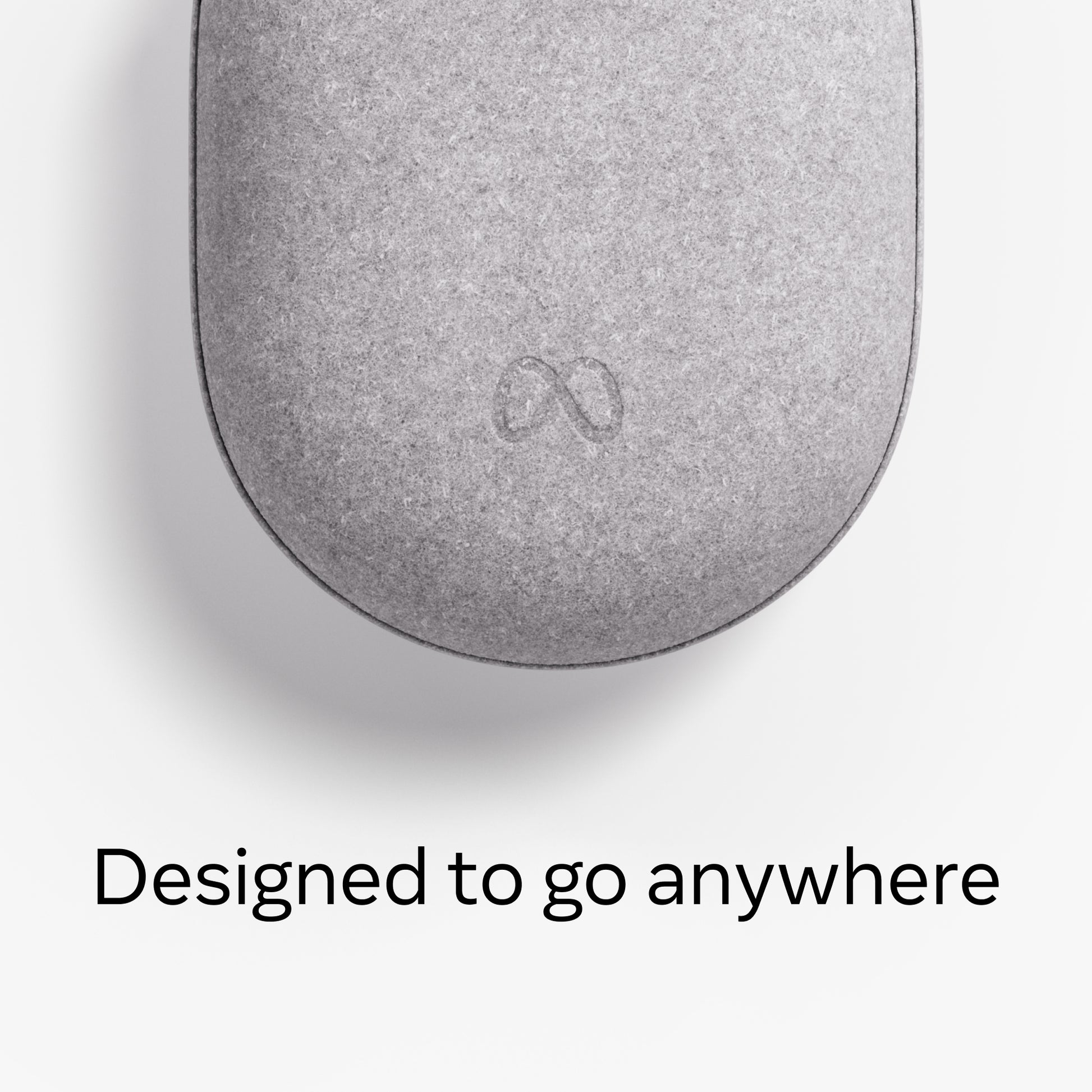 Meta-Quest-3-Carrying-Case-WithText-Gallery-Image-2-en-US.jpg